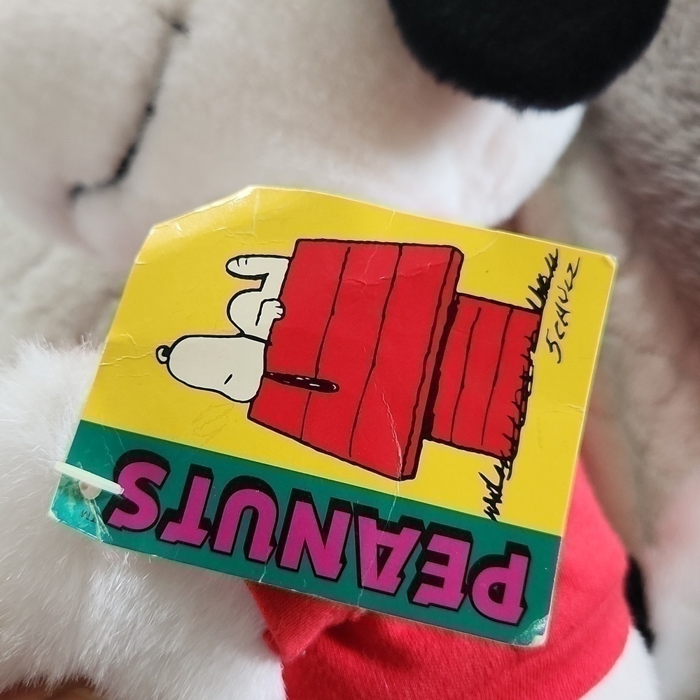 Vintage Snoopy  "Peanuts" Plush Valentines Charlie Brown Seasonal Christmas - Picture 5 of 9
